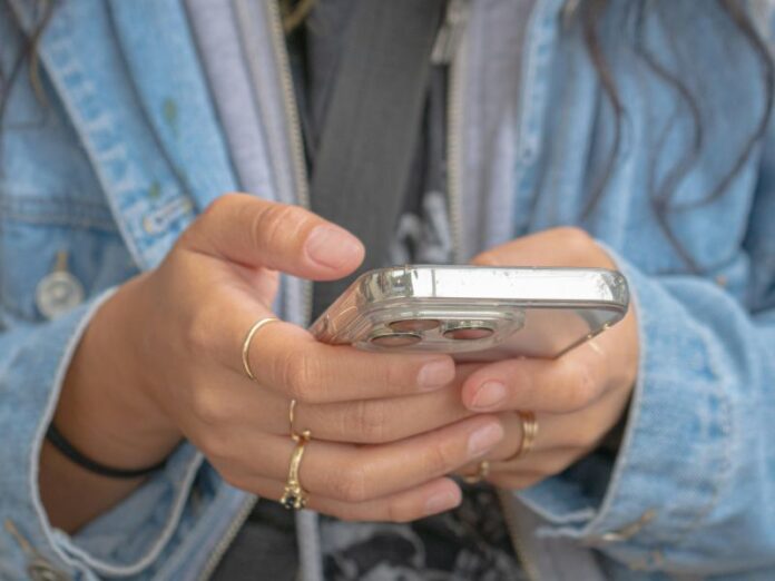 Telefon