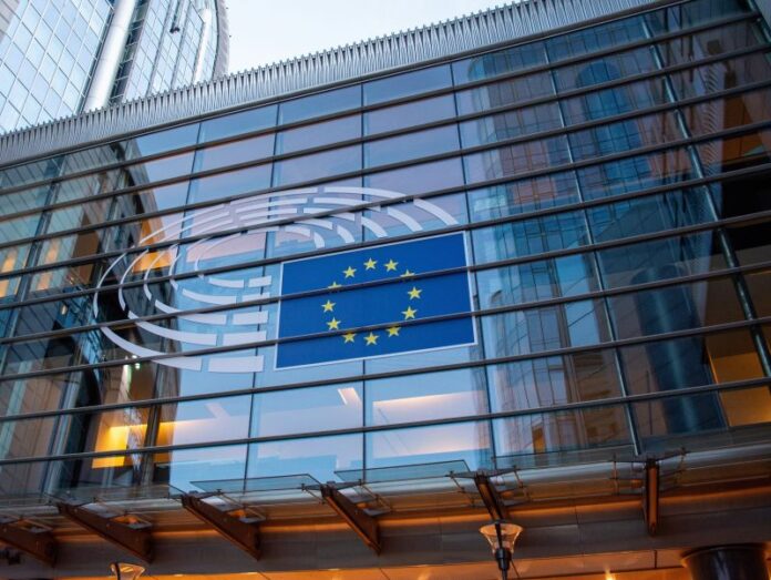 UE